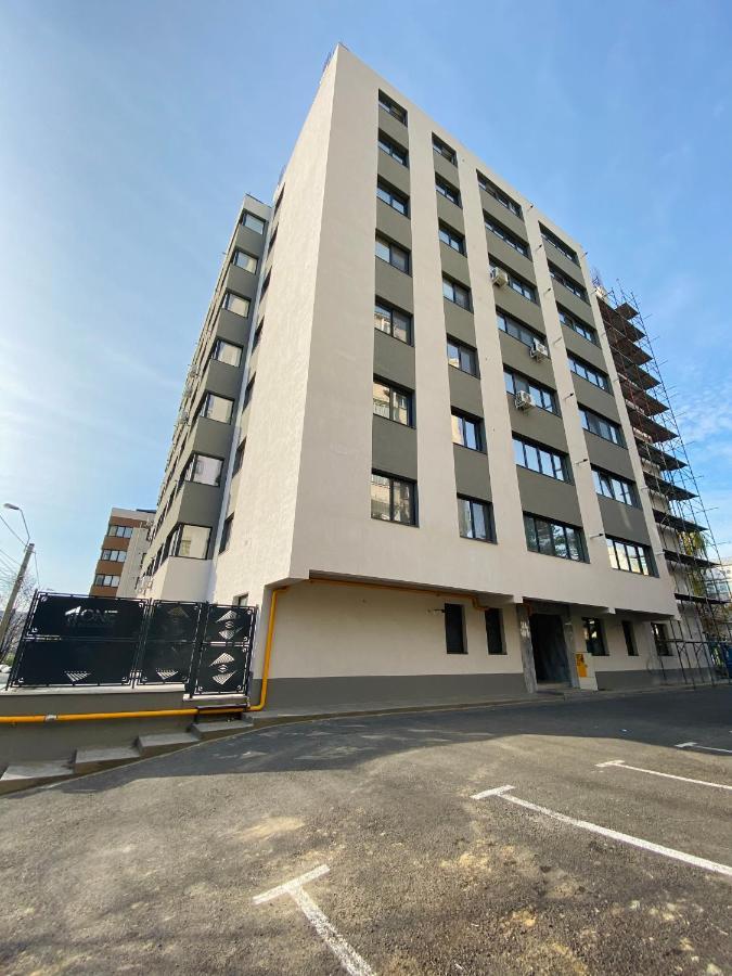 Njunior Apartment 02 Iasi Exteriér fotografie